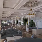 Adin リゾート 5*